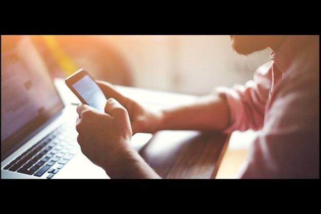 photo-at-home-guy-beard-hero
