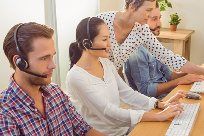 photo-en-blog-cloud-contact-centers-keep-customers-and-costs-in-balance