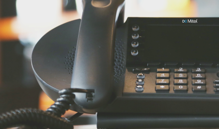 IP400 IP Phones Series