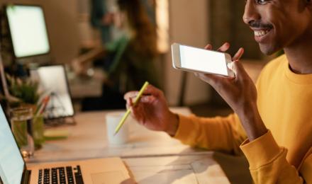 Mitel Techaisle Hybrid Work header