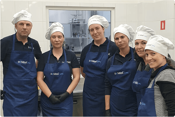 MitelServes-members in kitchen