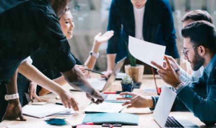 3 Steps To Find the Right Communications Solution For Your Organization header