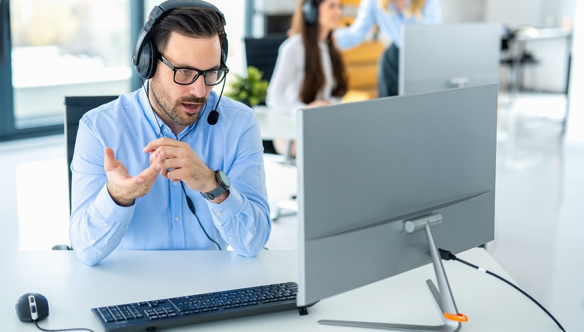 male customer service agent