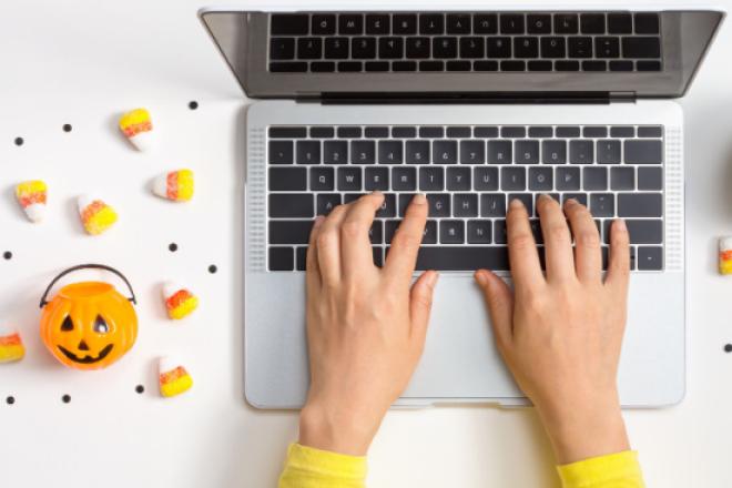 5 Communications Tricks to Raise Team Spirits on Halloween Mitel header