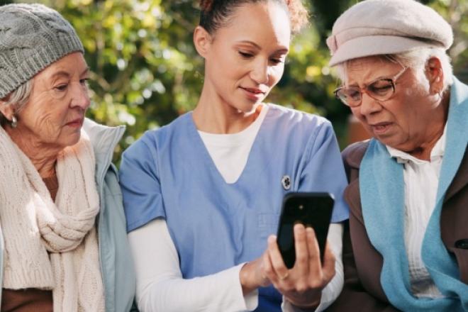 How Communications Solutions Improve Healthcare CX header