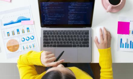 2023 Top 5 Unified Communications Predictions header