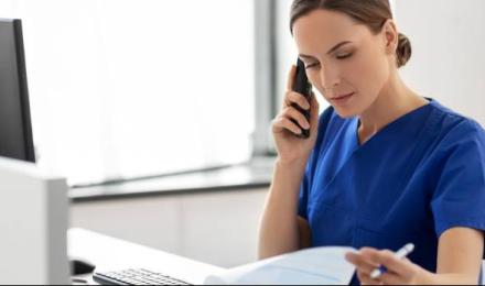 How Communications Solutions Improve Healthcare Customer Service_header
