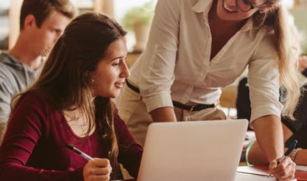 How Mitel Unified Communications Solutions Solve K-12 Staffing Challenges