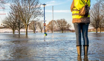 Stay Connected During Weather Emergencies and Natural Disasters with Mass Notifications header Mitel