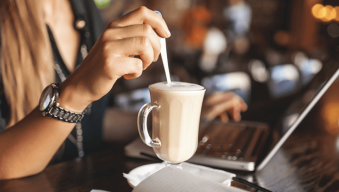 CoffeeShopEtiquetteintheAgeoftheCloudPhone